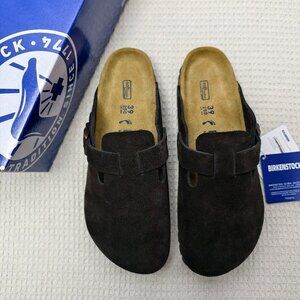 Women's Mocha Suede Birkenstock Boston Shoes - Narrow Fit